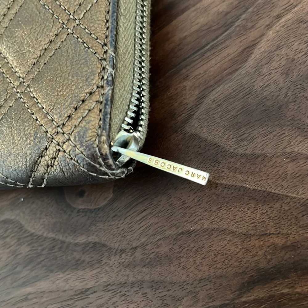 Marc Jacobs wallet